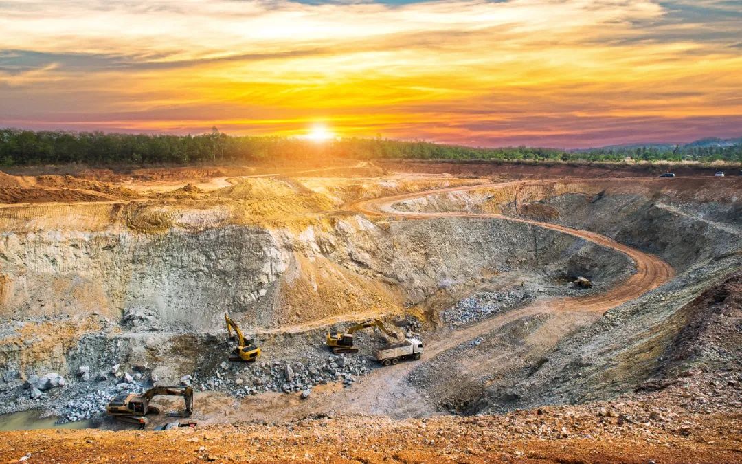 市(shi)值觀察：海南(nan)礦業：一(yi)箇(ge)資(zi)源新(xin)星的(de)靜水流深